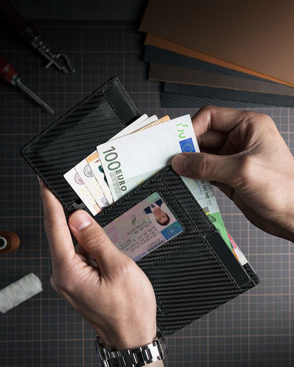 Dodensha (DDS) Pop-Up Aluminum RFID Trifold Leather Slim Wallet - Black, Carbon