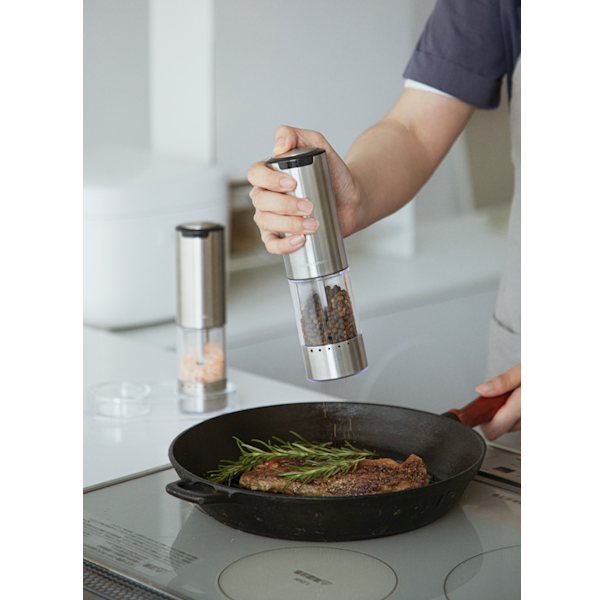SHIMOYAMA - Electric Salt and Pepper Grinder Set - USB Rechargeable - 2-Pack
