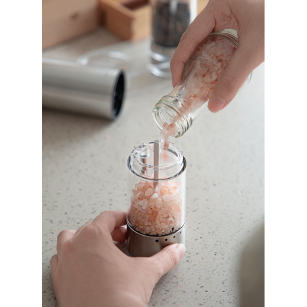 SHIMOYAMA - Electric Salt and Pepper Grinder Set - USB Rechargeable - 2-Pack